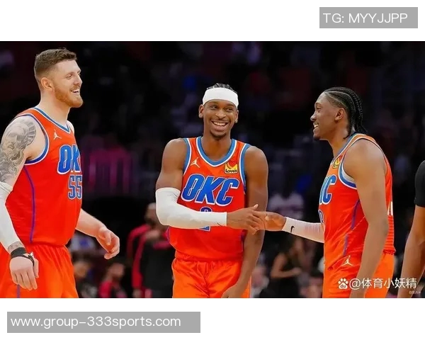 勇士对雷霆库里缺阵上次交锋惨遭杰伦带队24分痛击 勇士对雷霆库里缺阵上次交锋惨遭杰伦带队24分痛击